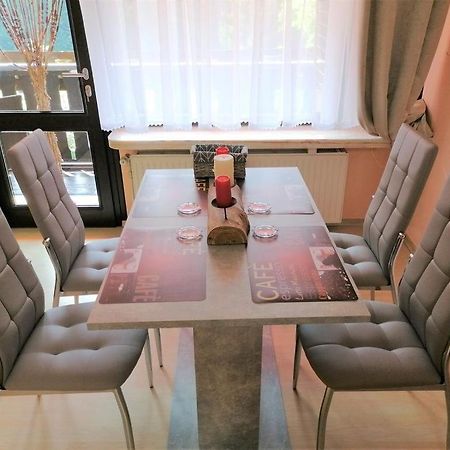 Top Ferienwohnung Mit Tiefgaragenstellplatz, Auch Fuer Laengere Aufenthalte Sasbachwalden Exteriör bild