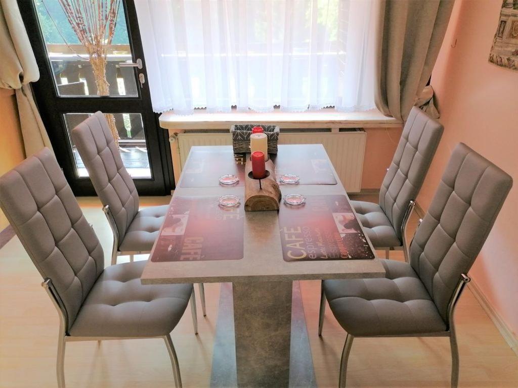 Top Ferienwohnung Mit Tiefgaragenstellplatz, Auch Fuer Laengere Aufenthalte Sasbachwalden Exteriör bild